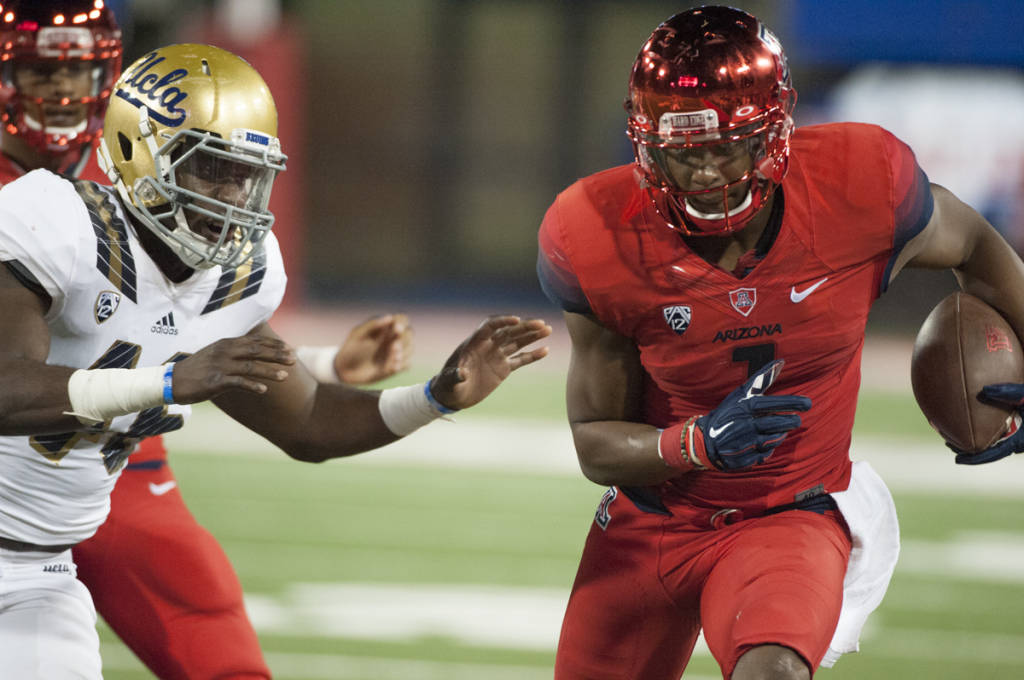 Photo By: Darren Wallentine/Arizona Athletics